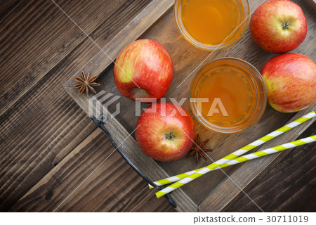Apple cider in glass 30711019