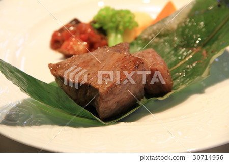 填充牛排 30714956