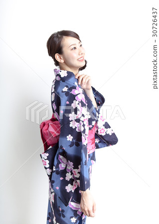 Young woman posing positively for yukata Young woman posing positively for yukata 30726437