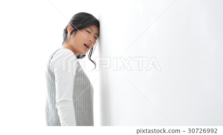 Young woman negative image Young woman negative image 30726992
