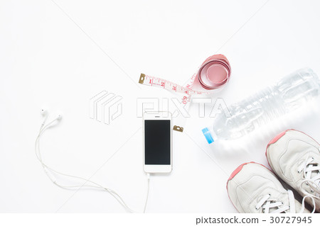 Flat lay of smartphone with measuring tape Flat lay of smartphone with measuring tape 30727945