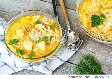 Home chicken soup with noodles 30728964