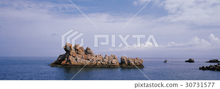 Lion Rock, Baengnyeongdo, Ongjin County, Incheon 30731577