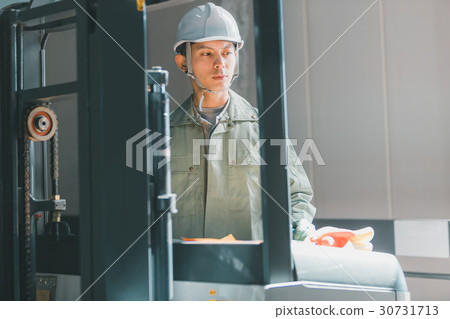 forklift, forklifts, hardhat 30731713