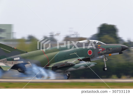 空中自衛隊戰鬥機著陸RF-4 EJ 30733119