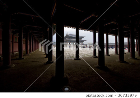 Kunjeongjeon (National Treasure No.223), Gyeongbokgung Palace, Jongno-gu, Seoul 30733979