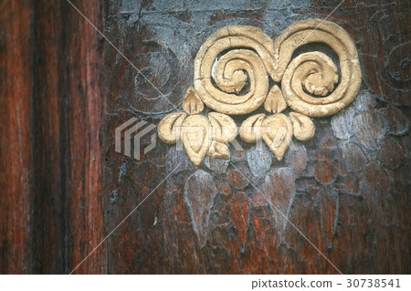 Ancient Buddhist temple architecture : Carved wood Ancient Buddhist temple architecture : Carved wood 30738541