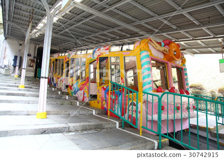 適合車站的纜車 適合車站的纜車 30742915