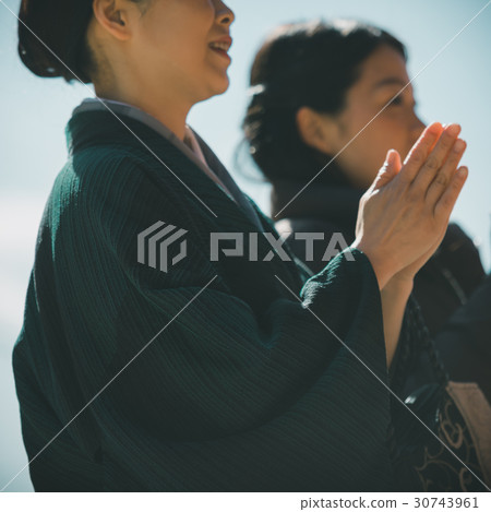 拜拜 祈禱安全分娩 孕婦 30743961