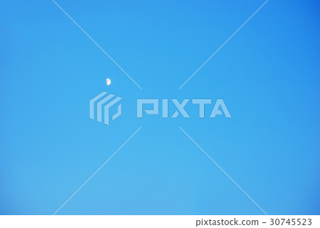 Blue sky with fluffy and a small wait for a month Blue sky with fluffy and a small wait for a month 30745523
