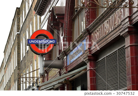 London underground signs 30747532