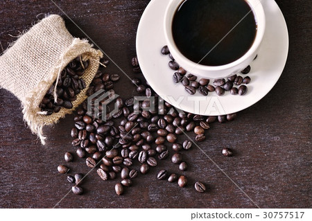 Coffe ,Cofee Bean on table 30757517