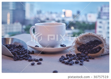 Coffe ,Cofee Bean on table 30757519