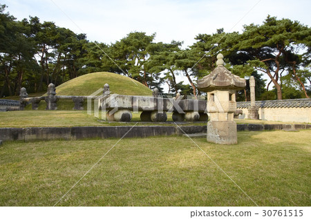 京畿道驪州市的Yeongnyeongneung（歷史遺址195號） 30761515
