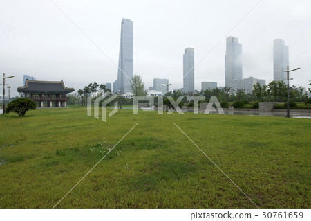 Mitchell Park, Northeast Asia Trade Tower, The Shop First World, Songdo, Yeonsu-gu, Incheon 30761659