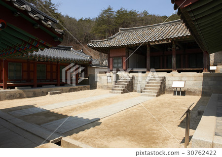 Dosan Seowon, Andong City, Gyeongbuk 30762422