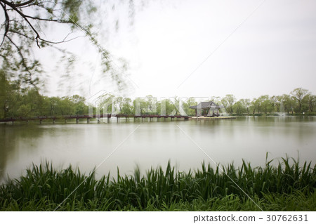 Chungnam，Buyeo，Gangnamji 30762631