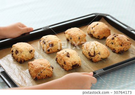 Chocolate chip scone making sweets at home 30764173