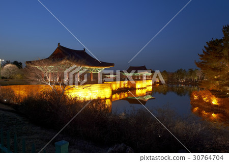 Anapji，Gyeongju，Gyeongbuk 30764704