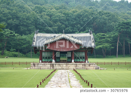 Jungjaek, Seoryeongneung (Historical No.198), Goyang-si, Gyeonggi-do 30765976