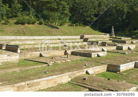 Lee Byung-am Temple, Jiudo Pagoda, Yangju Amusement Site (Historic Site No. 128), Cheonbo Mountain, Yangju City, Gyeonggi-do Lee Byung-am Temple, Jiudo Pagoda, Yangju Amusement Site (Historic Site No. 128), Cheonbo Mountain, Yangju City, Gyeonggi-do 30766090