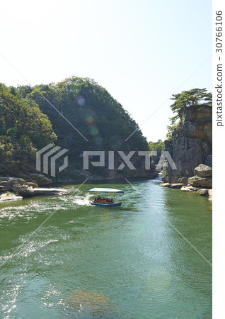 Boat, Ko Seok-jung, Cheolwon-gun, Gangwon-do Boat, Ko Seok-jung, Cheolwon-gun, Gangwon-do 30766106