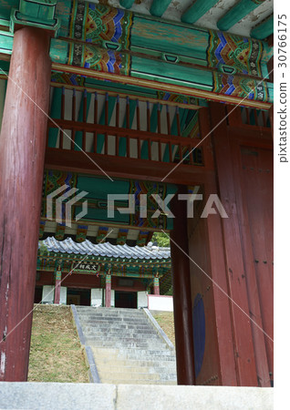 Moon Sung-sa, Jongwoon-won, Paju-si, Gyeonggi-do 30766175