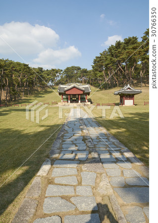 Sarong (Historic Site No. 209), Namyangju City, Gyeonggi-do 30766350