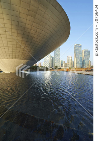 Tribal, Thepip Central Park, Central Park, Songdo, Yeonsu-gu, Incheon 30766434