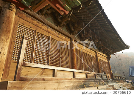 Andong-dongjeongsa Daeungjeon (National Treasure No. 311), Bongjeongsa Temple, Mt. Cheonduk, Andong City, Gyeongbuk 30766610