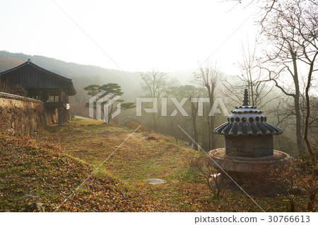 Manseru, Dungjeongsa, Cheondusan, Andong, Gyeongbuk 30766613