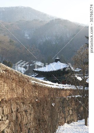 Bumjongak, Bogwangsa, Goryeongsan, Paju, Gyeonggi-do Bumjongak, Bogwangsa, Goryeongsan, Paju, Gyeonggi-do 30766774