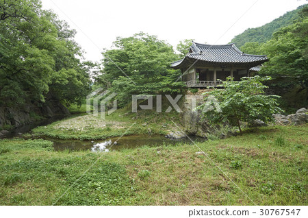 Chungangjung, Yecheon, Gyeongbuk 30767547