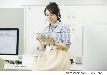 女商人平板電腦 30767656