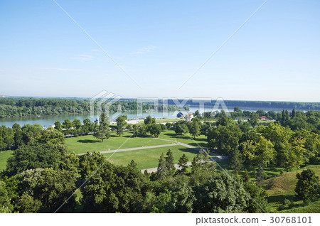 多瑙河，貝爾格萊德，塞爾維亞 30768101