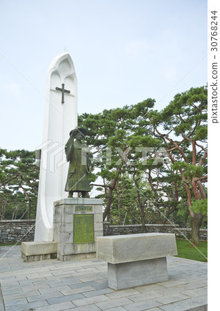 Kim Dae-geon priest statue, Solmung sanctuary, Dangjin city, Chungnam 30768244