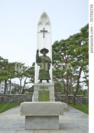 Kim Dae-geon priest statue, Solmung sanctuary, Dangjin city, Chungnam 30768256