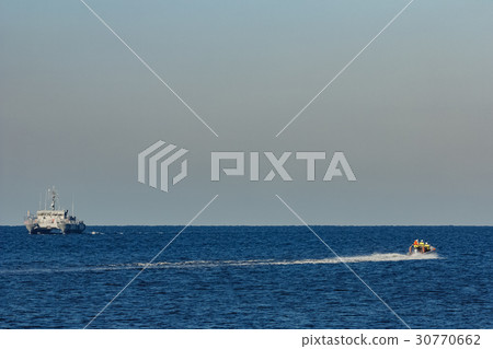 Small military ship 30770662
