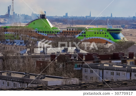 Green cruise liner 30770917