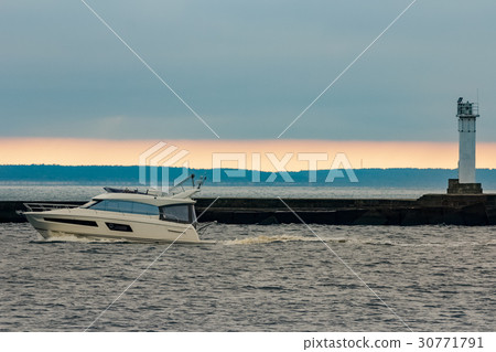 White small speed boat 30771791