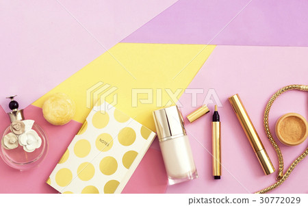 Beauty products still life Beauty products still life 30772029