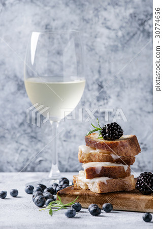 Sandwich with goat cheese and berries Sandwich with goat cheese and berries 30774656