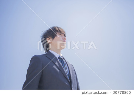 男子抬頭 30778860