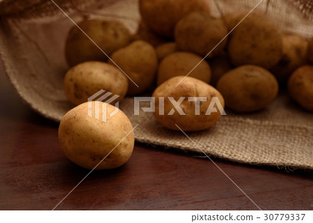 New potatoes from the hemp bag 30779337