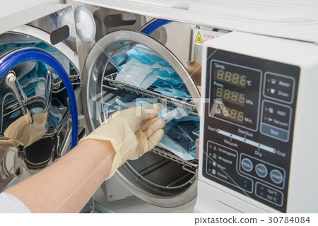Sterilization dental instrumens in autoclave 30784084