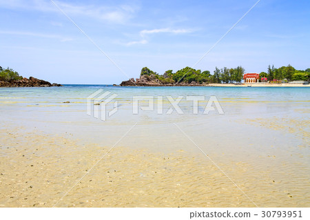 Bright sky coast Bright sky coast 30793951