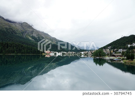 豪華度假區聖莫里茨聖莫里茨湖 豪華度假區聖莫里茨聖莫里茨湖 30794745