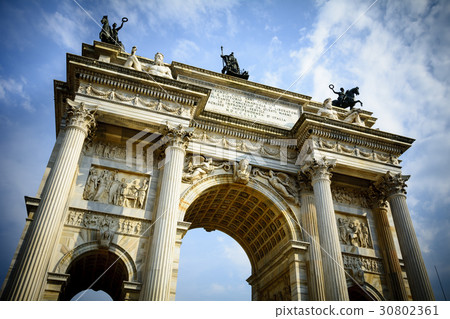 Looking up at Milan’s Arco della Pace 30802361