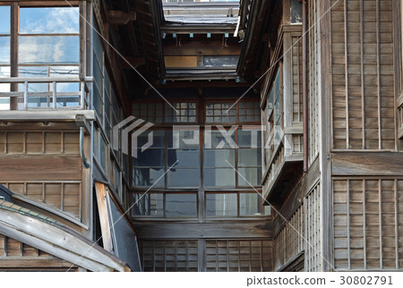 Otaru walk: old Hayakawa branch (current Kawashima shop) 30802791