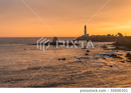 Pigeon Point 30806301